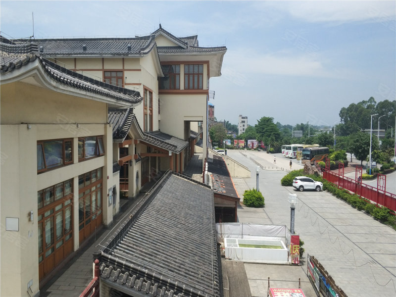 沁园·御金街