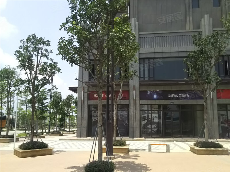 汕尾楼盘 陆丰市楼盘 荣大滨河湾