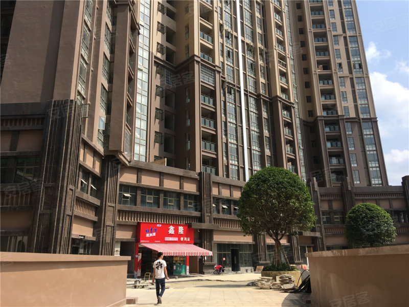 水岸铭门实景图