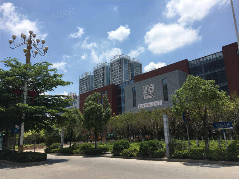 玉林奥园广场
