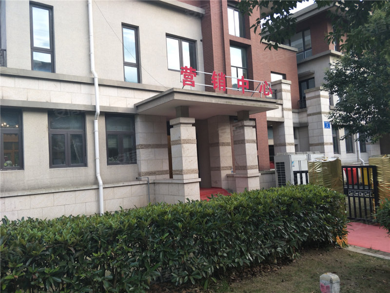 水畔兰庭