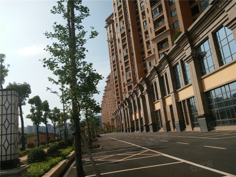衡阳香江水岸新城-实景图(16) - 衡阳安居客