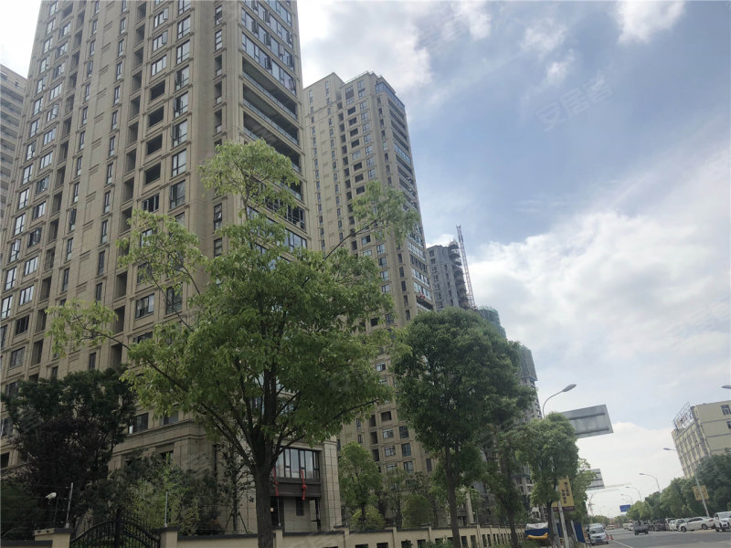 台州苏泊尔滨江壹号花园-实景图(3) - 台州安居客
