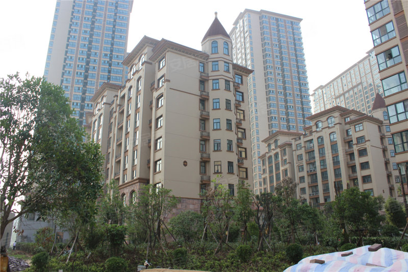 驻马店西班牙小镇-实景图(15) - 驻马店安居客