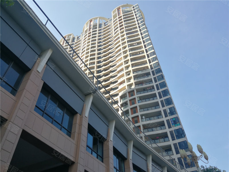 丽江骏景