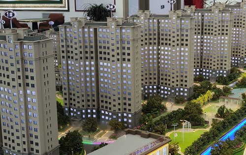 城投中合佳苑世纪大道与广州路交汇处欢迎您的光临