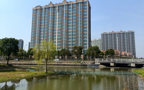 春天出门踏青好季节,来湖畔天下·瑞泷走一走,出门公园地铁商场