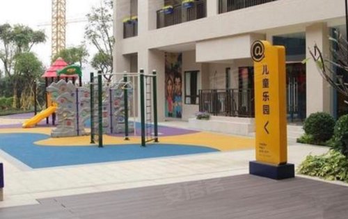 自带公立中小学幼儿园小孩从小在家门口够享受教学 找我有优惠