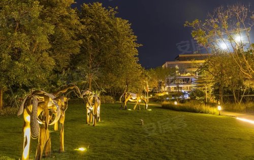 奥林匹克梵高花园夜景