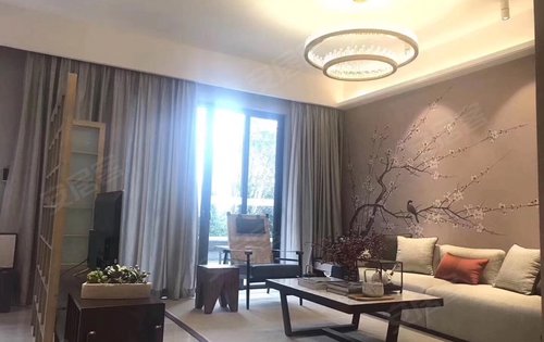 保利麓湖动态:保利春晓叠墅样板间图片-广州安居客