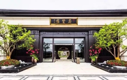禹洲雍贤府前滩南这样的叠墅气质还真是少见