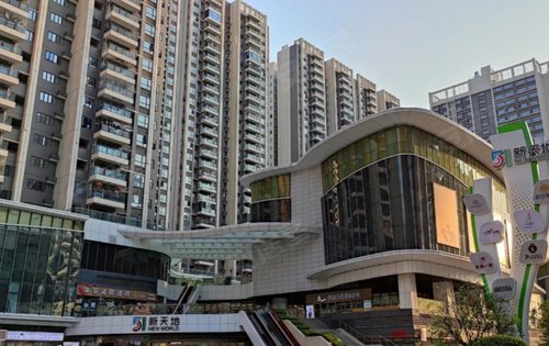 星河臻誉府旁51新天地天虹苏宁易购儿童游玩繁华购物逛超市逛街方便