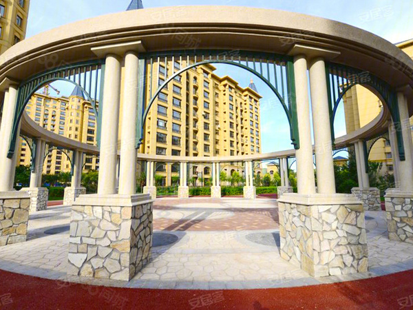奥林匹克花园楼盘建筑物外景