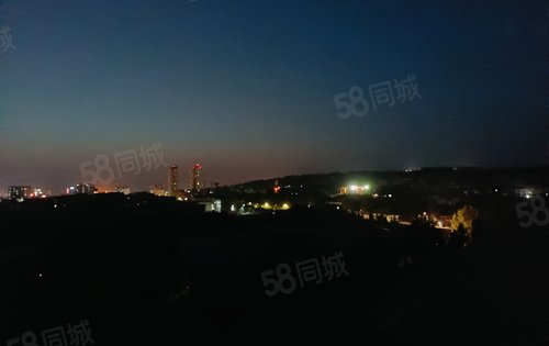 站在楼顶看风景，真漂亮，您心动了吗？