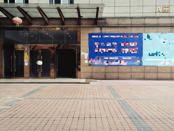 豪威城市广场公寓楼盘现场环境