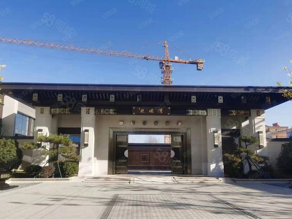 玖珑湾楼盘现场环境