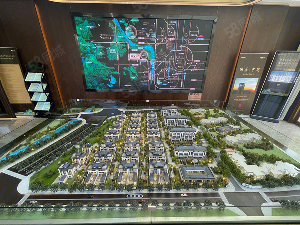 中建·國(guó)望府規(guī)劃沙盤(pán)