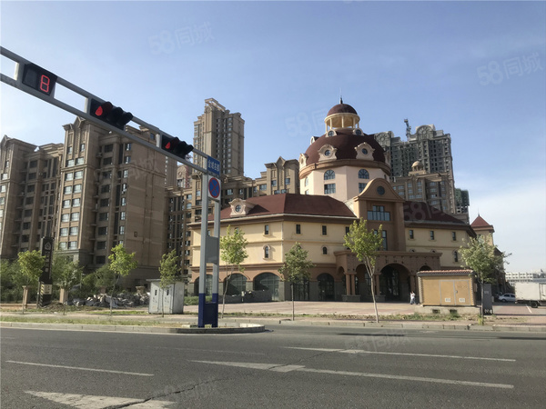 中汇城·金域名都楼盘现场环境