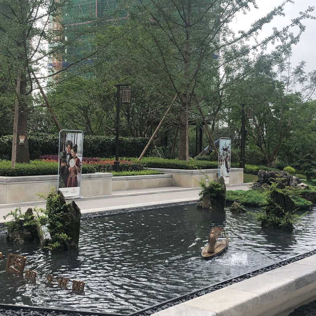 西子湖,不出小区就能感受的江南