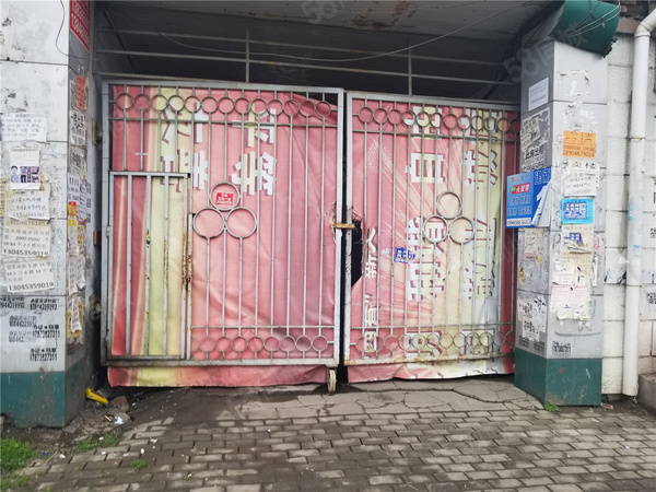 元鸿小区楼盘现场环境
