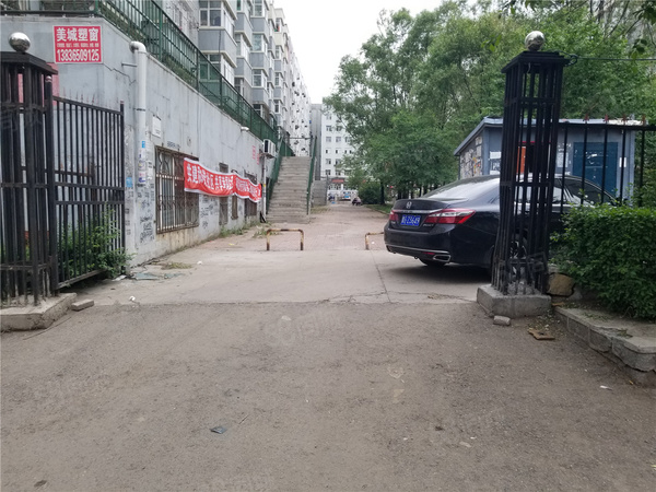 恒泰家园楼盘现场环境