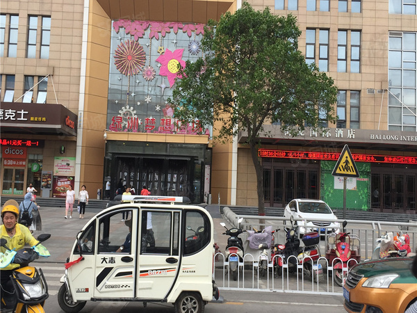 绿洲梦想广场楼盘周边配套