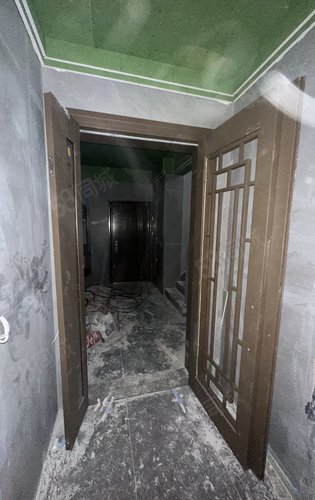#玖熙·阖湟坊
单元门已安装
交房