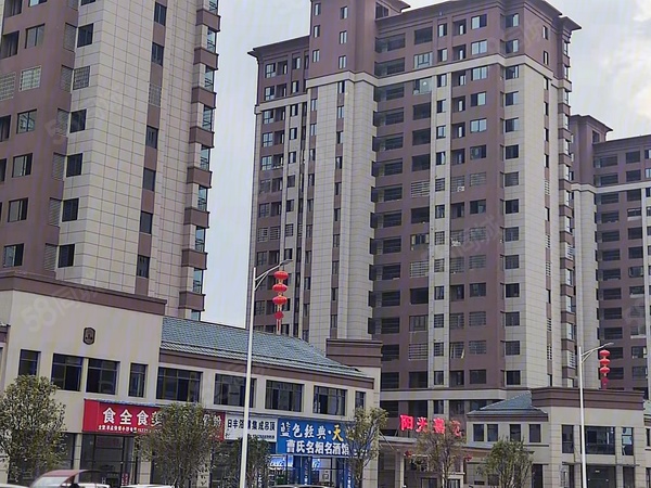 凯翔春天楼盘现场环境