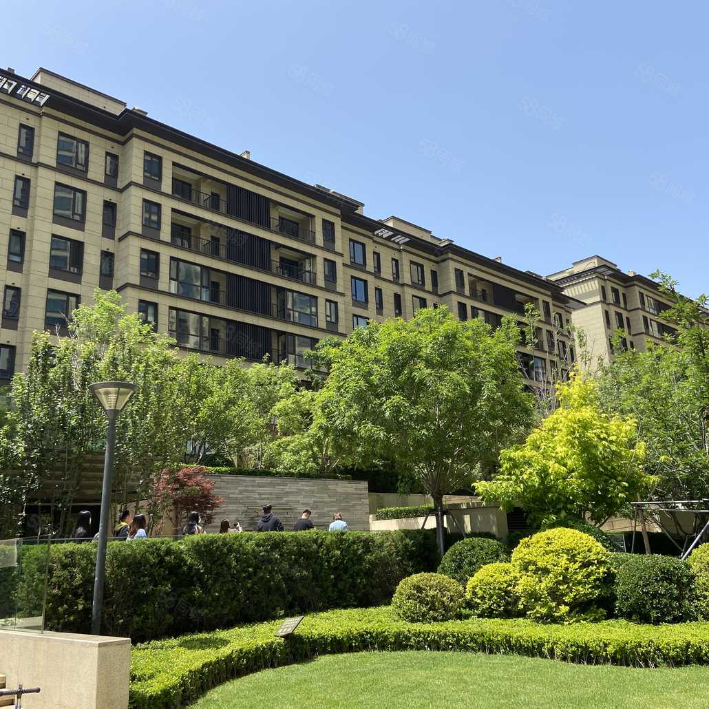 大连-半山悦景,同一产品系实景图