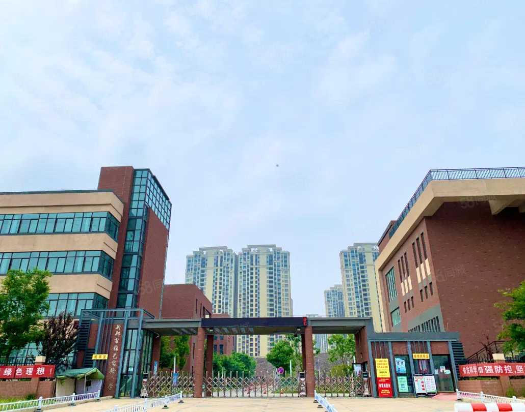 龙湖锦艺城购物中心,小学,初中,规划还有高中价格:住宅7600元/㎡