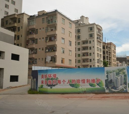航裕豪庭楼盘现场环境