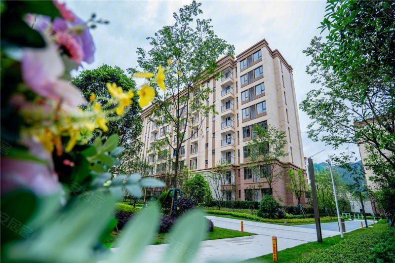 重庆楼盘 巫山楼盘 海成红叶湖畔