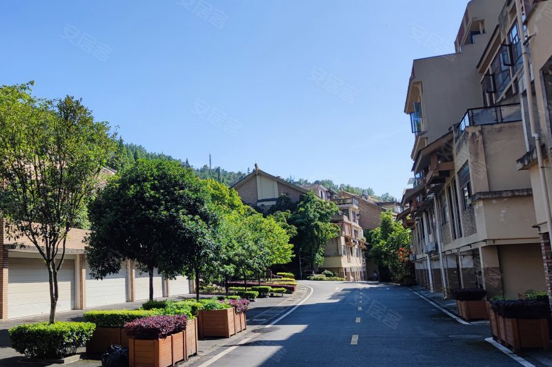 成都都江之春二期-实景图(14) - 成都安居客