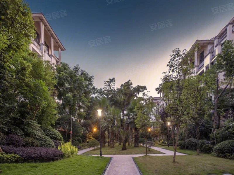 领创鲁山大地城