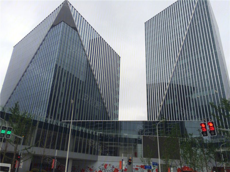 上海安居客>上海楼盘>浦东楼盘>前滩楼盘>晶耀前滩>楼盘现场环境9/ 27