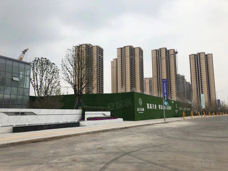 乐山凯瑞滨江花园城-实景图(4) - 乐山安居客