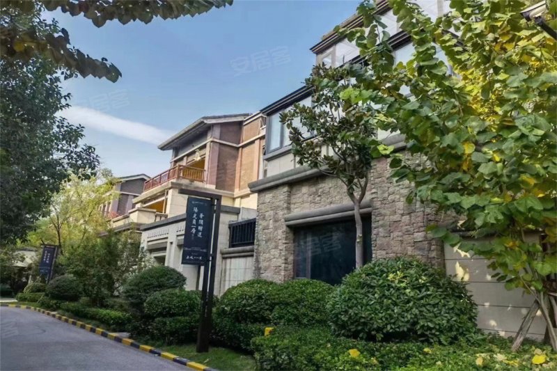 春城十八里实景图