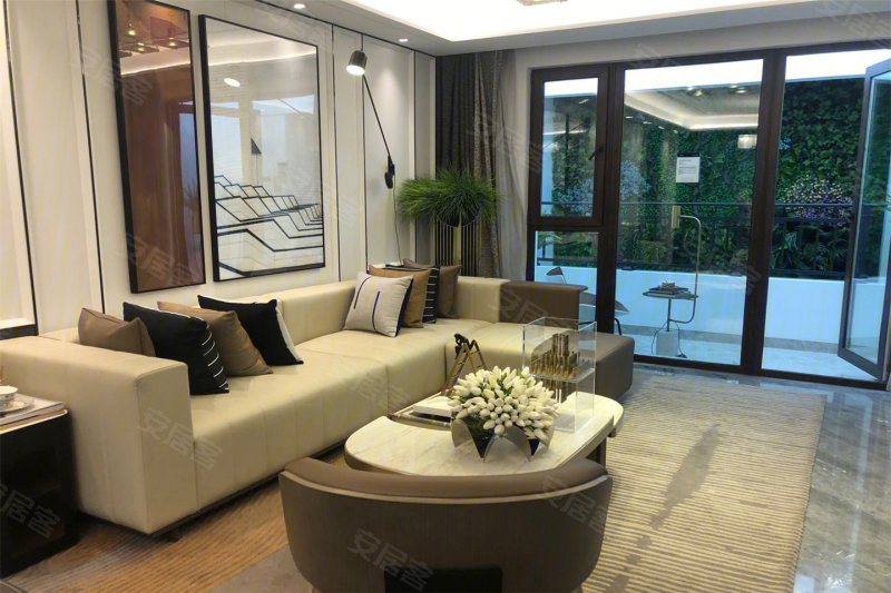 万科翡翠观澜样板间图