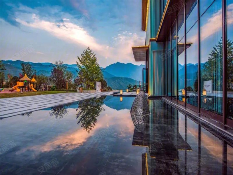 重庆楼盘 重庆周边楼盘 巫山楼盘 海成红叶湖畔