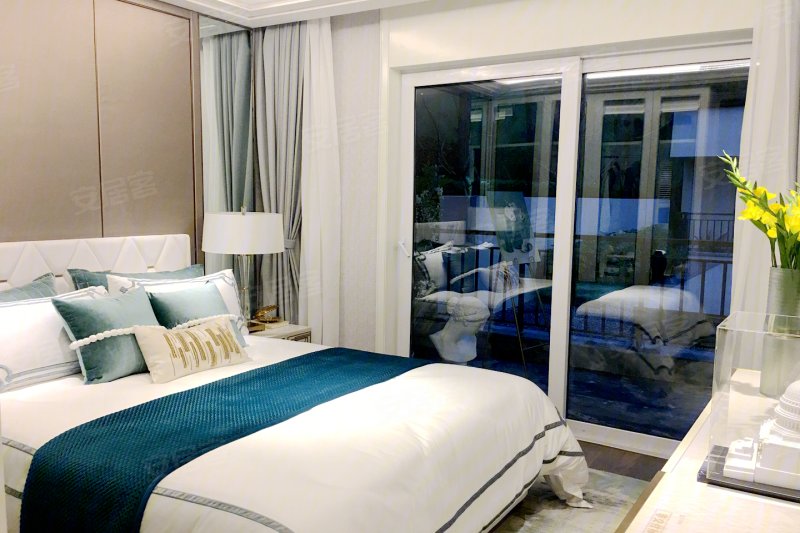 东原朗阅样板间图