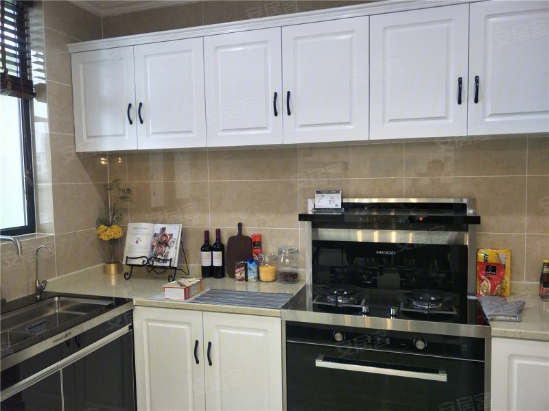 润峨眉样板间图