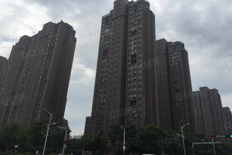 徐州绿地商务城-实景图(48) - 徐州安居客