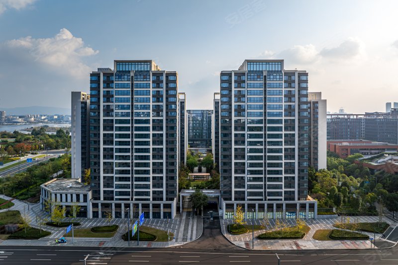 成都天投滨湖璟园-实景图(5) - 成都安居客