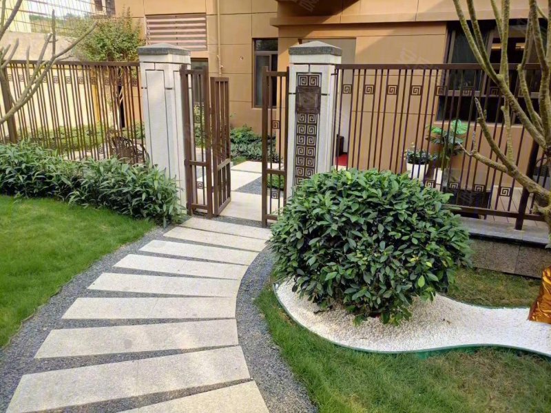 楼盘建筑物外景7/ 6列表模式 宁明云天城免费咨询售楼处:400 670 8258