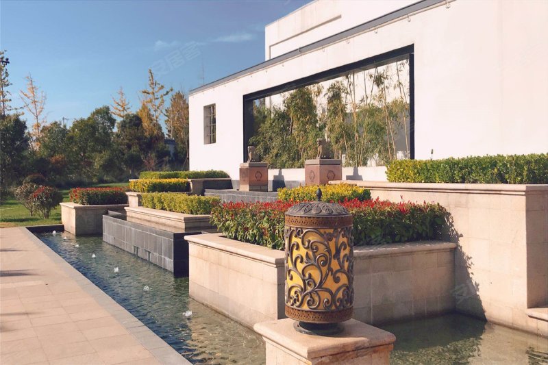 东方今典东方府