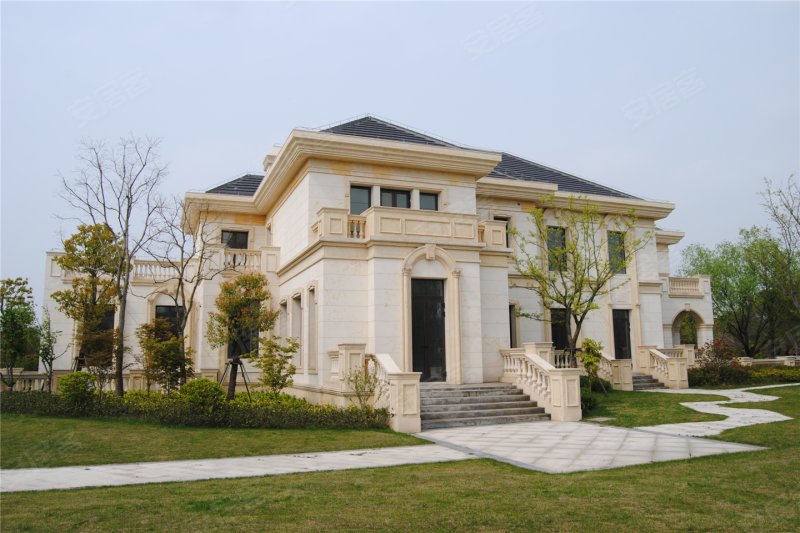 上实滨湖城海源别墅