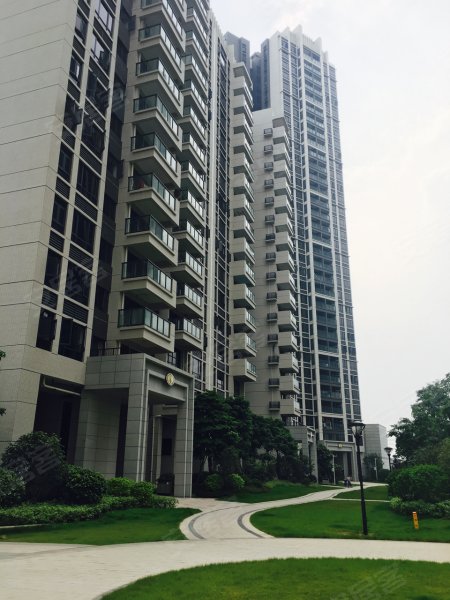 佛山楼盘 南海楼盘 千灯湖楼盘 怡翠尊堤