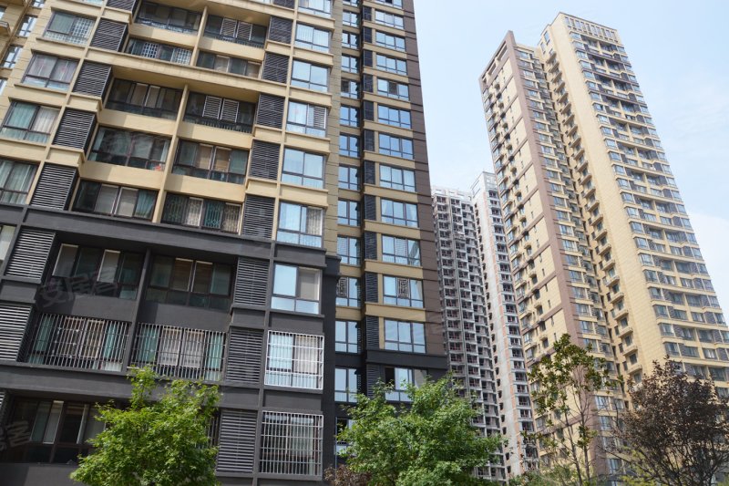 宏府麒麟山实景图