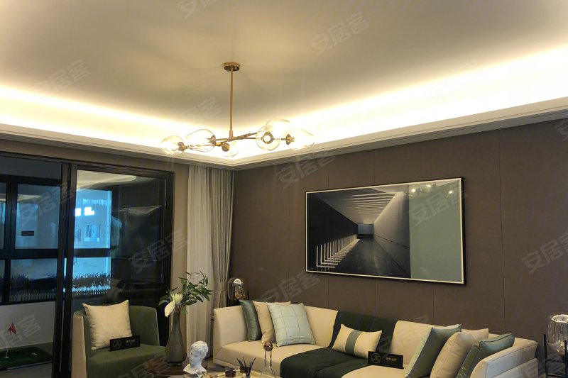 翡翠天际样板间图