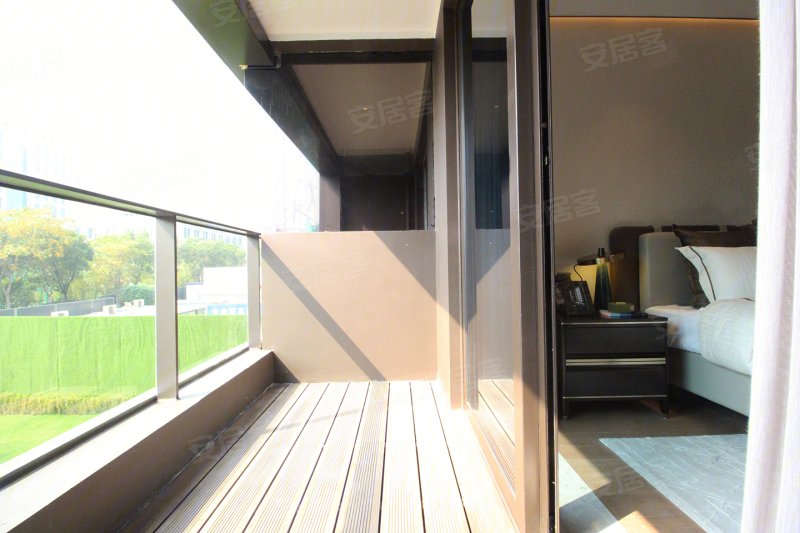 融创东麟府样板间图